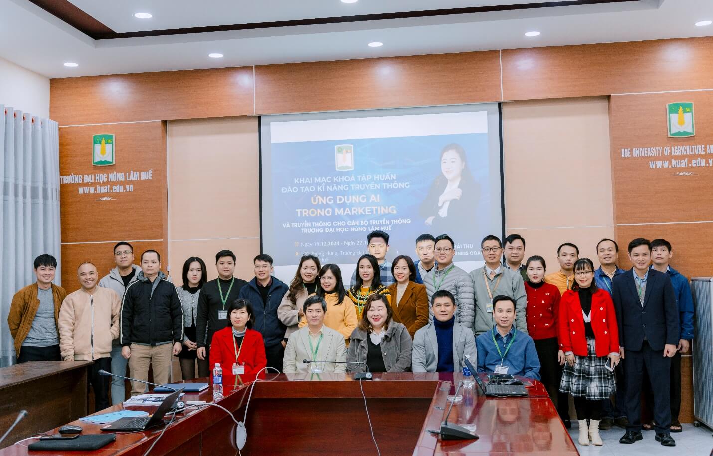 Thai Thu Marketing là đơn vị tiên phong tại miền Trung đào tạo ứng dụng AI Marketing vào doanh nghiệp theo nhu cầu thực tiễn