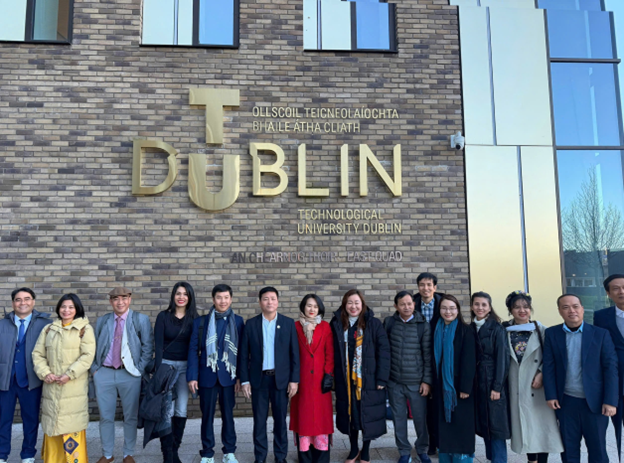 CEO Thái Thu – Mentor Việt Nam tiêu biểu báo cáo dự án “Mentoring cho phụ nữ làm chủ mảng du lịch” tại Ireland